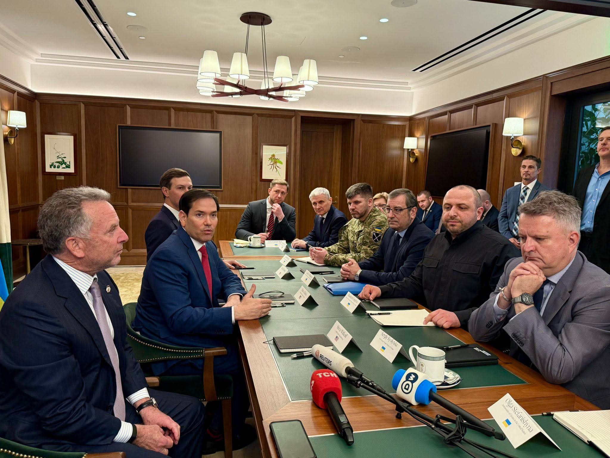 Negociata të vështira SHBA-Ukrainë në Majami