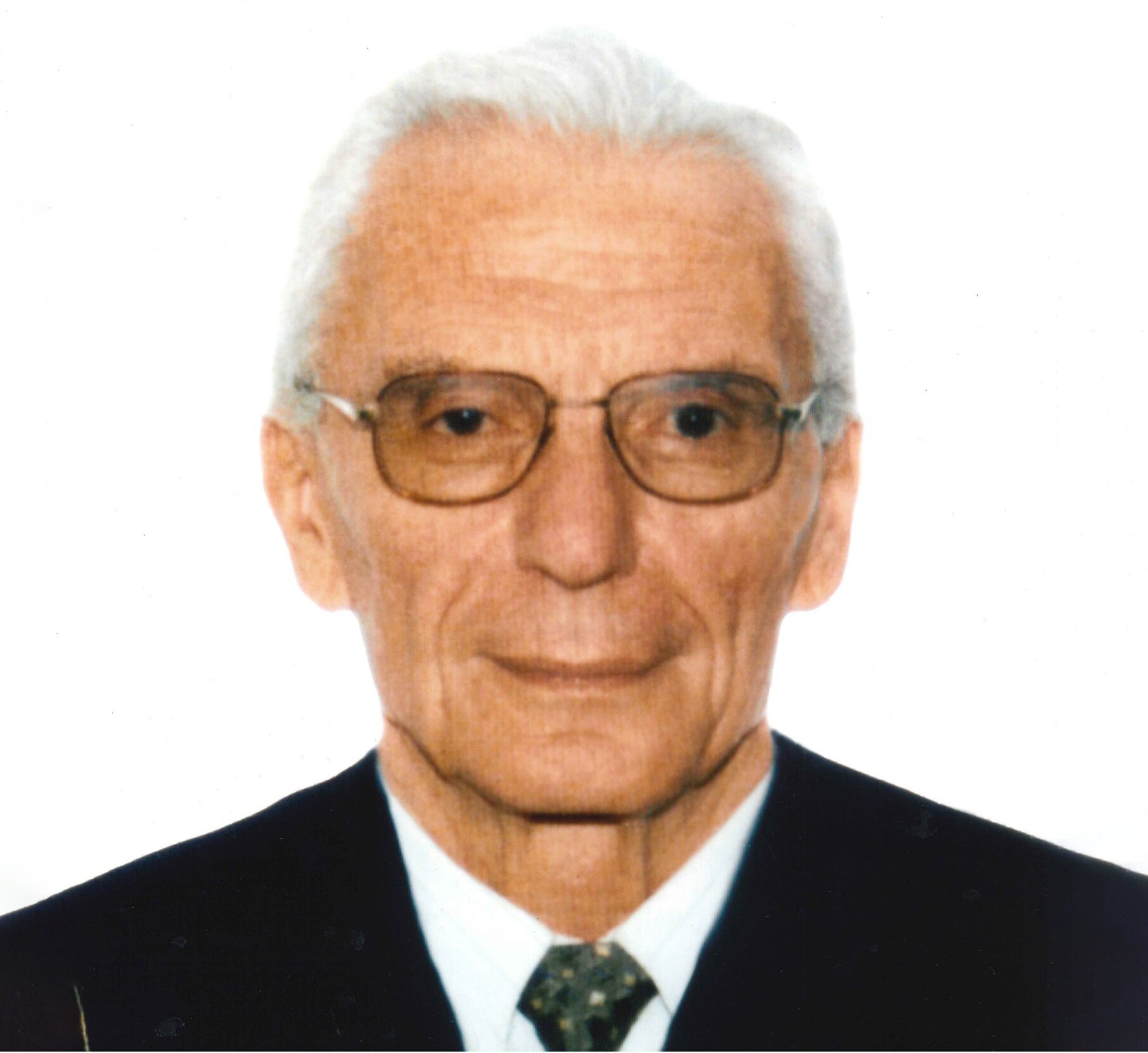 Ndahet nga jeta ish-kryetari i Gjykatës Kushtetuese, Rustem Gjata