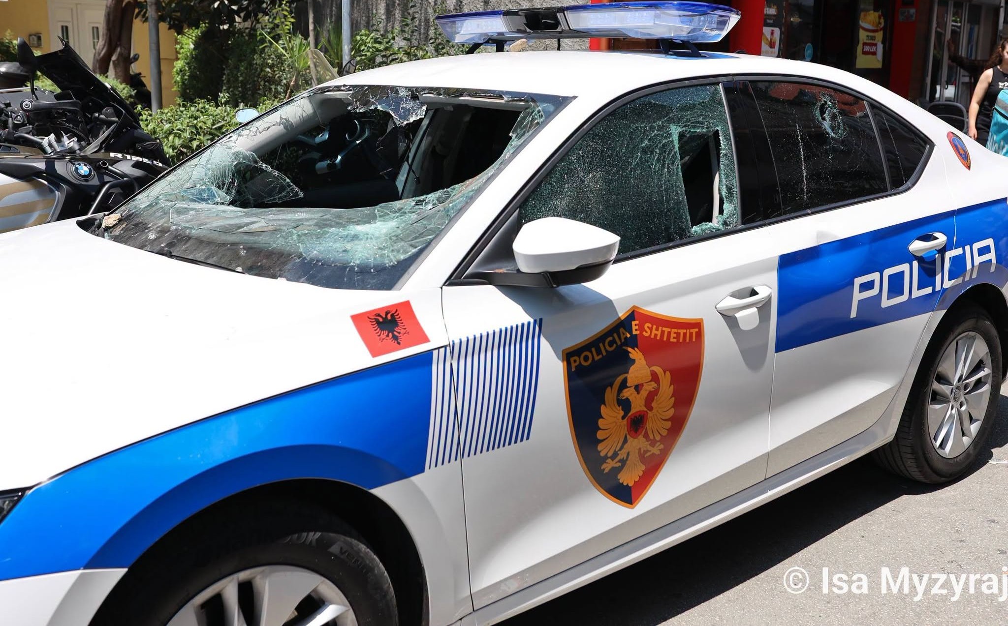 Reagon ish-zv/ministri i Brendshëm: Dhuna ndaj policisë nuk gjen asnjë justifikim